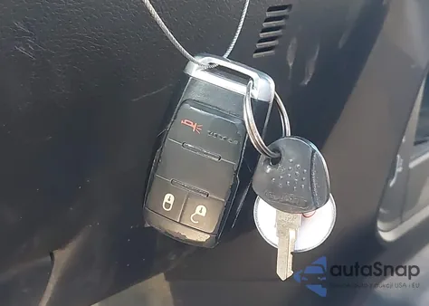 2022 Ram 2500 Tradesman 4X4 6'4 Box from USA, damaged, VIN 3C6UR5CJ2NG130977